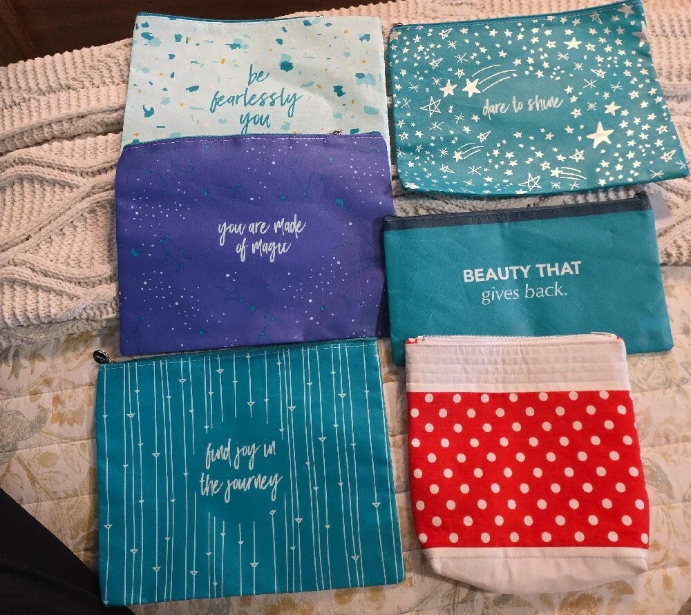 Assorted Star & Polka Dot Zipper Pouches – Blue, Teal, Purple, Red